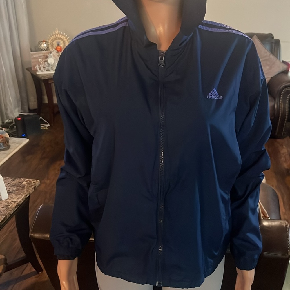 Adidas 🤩 - Picture 3 of 5